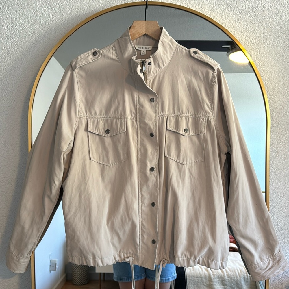 Blu pepper cream jacket size L